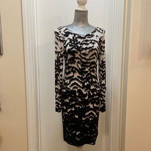 Banana Republic Black and Cream Long Sleeve Dress